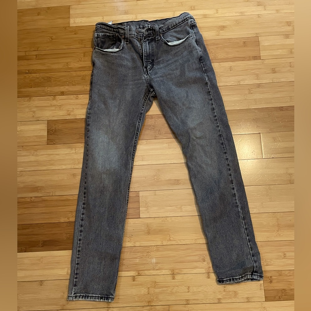 Levi jeans